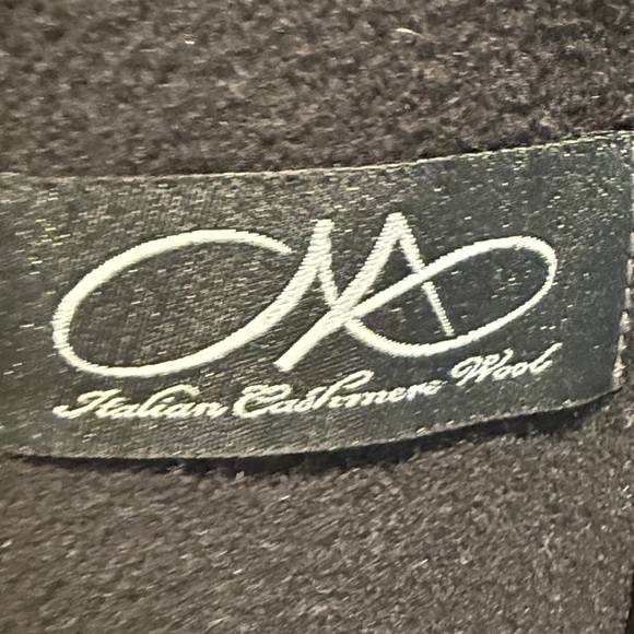 Elegant Wool Black Women's Coat - Picture 5 of 7